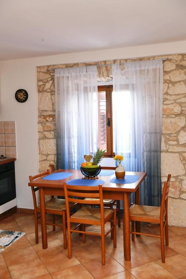 Freya'S Apartments Медулин Екстериор снимка