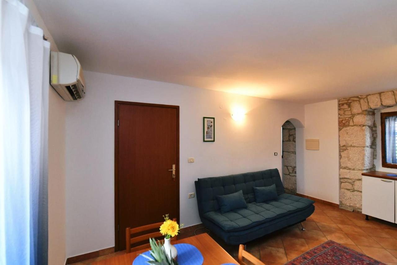 Freya'S Apartments Медулин Екстериор снимка