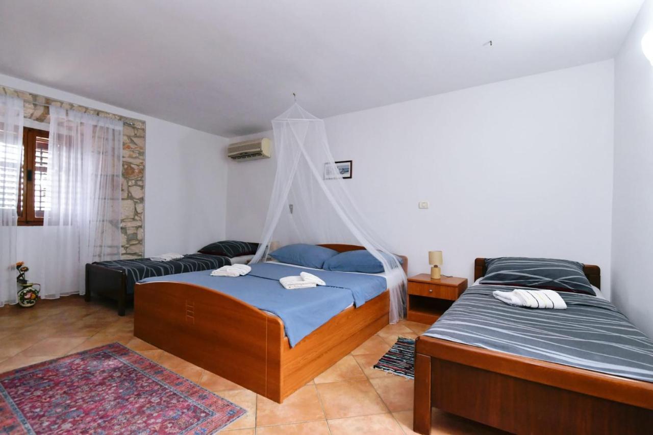 Freya'S Apartments Медулин Екстериор снимка