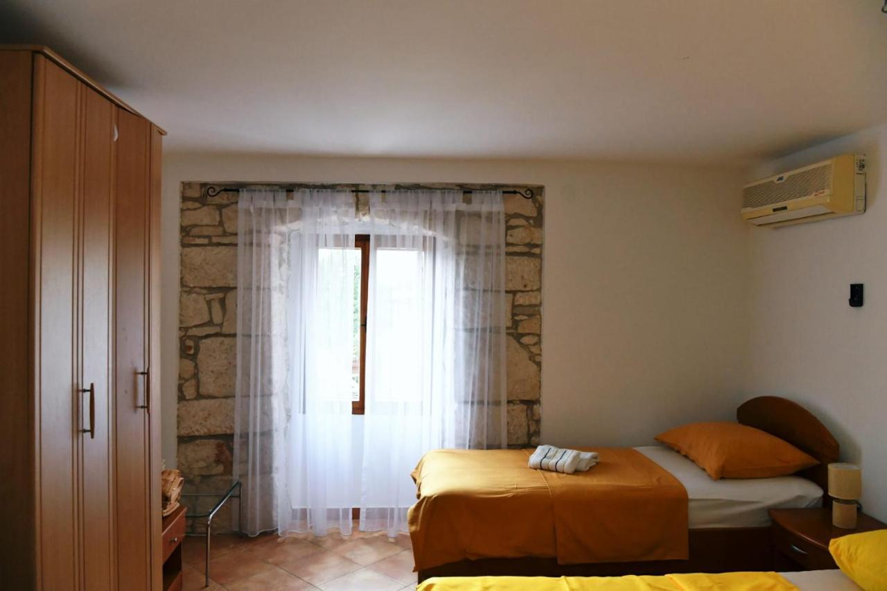 Freya'S Apartments Медулин Екстериор снимка