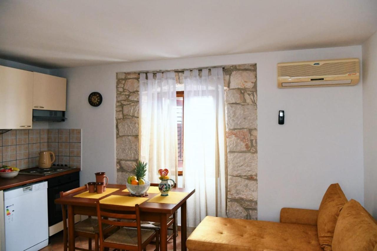 Freya'S Apartments Медулин Екстериор снимка