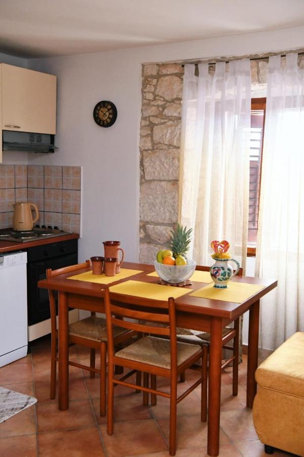 Freya'S Apartments Медулин Екстериор снимка